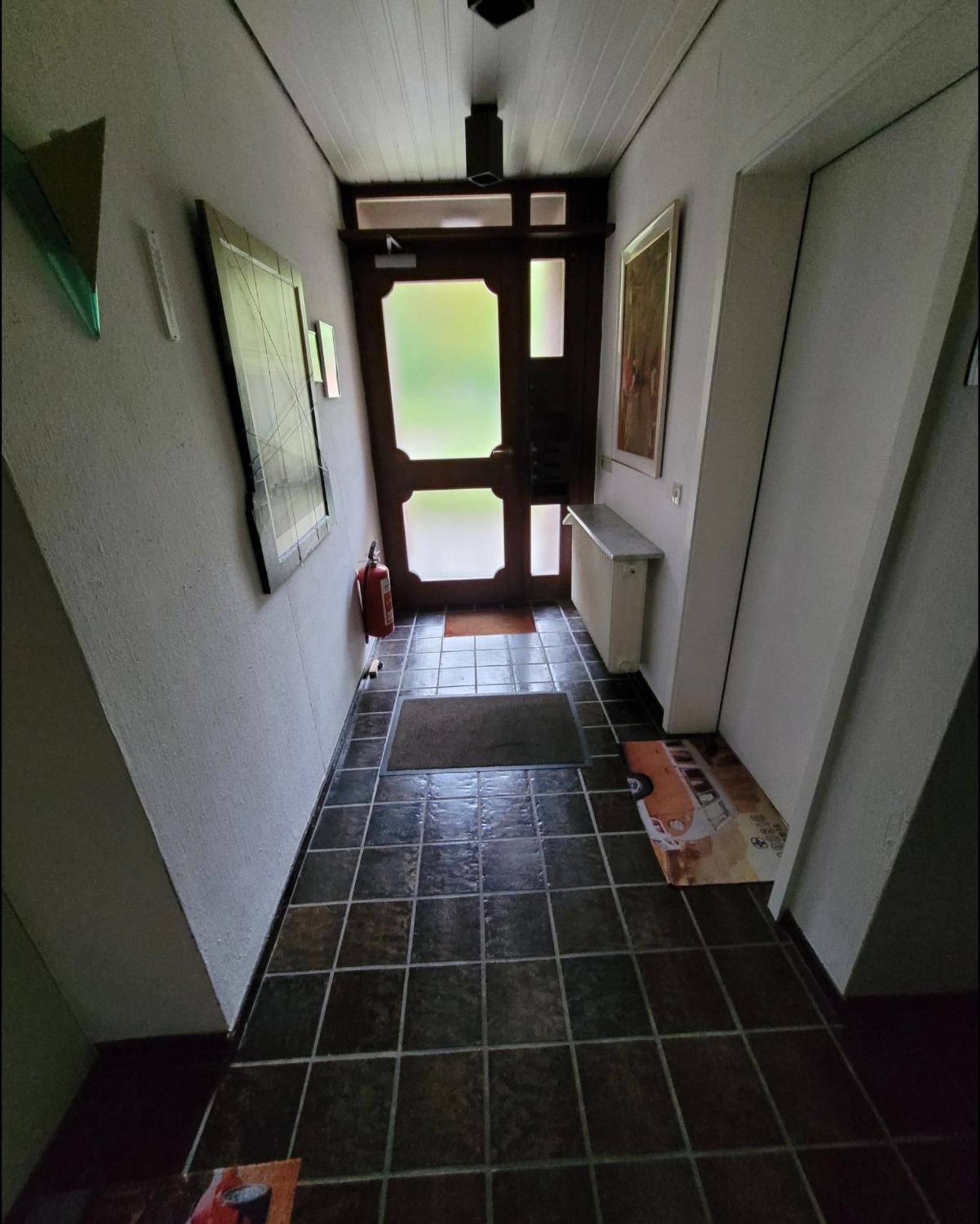 Messezimmer Am Thewissenweg デュッセルドルフ エクステリア 写真